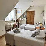Guest Malahide