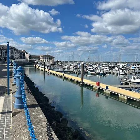 Guest * 말라하이드